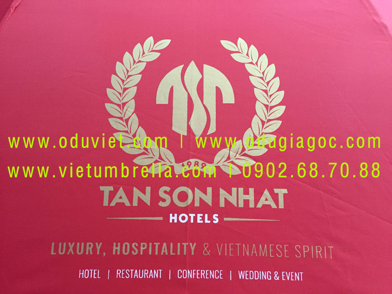 xưởng sản xuất ô dù cầm tay in logo quảng cáo